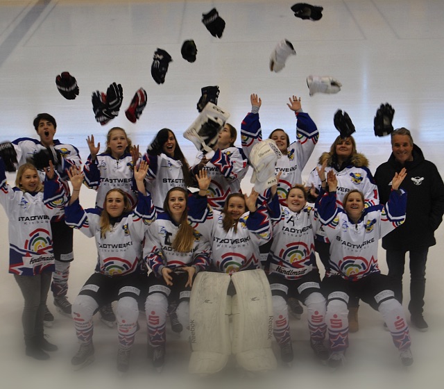 Adler-Damen feiern 2 Shutouts – Playoffs rücken in greifbare Nähe!
