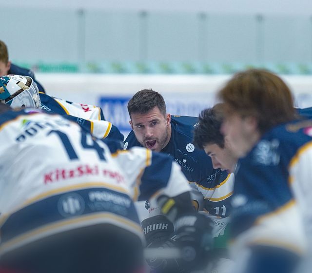 Ladies Night im Sportpark: Adler matchen sich mit Cortina