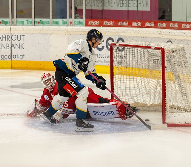 Adler gewinnen packendes Testpiel gegen Regensburg in Overtime