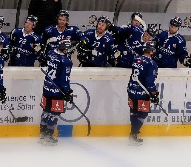 Adler Kitzbühel stürmen an Tabellenspitze der Alps Hockey League