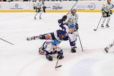 20220219_adler_bwald_web_©alpinguin_010